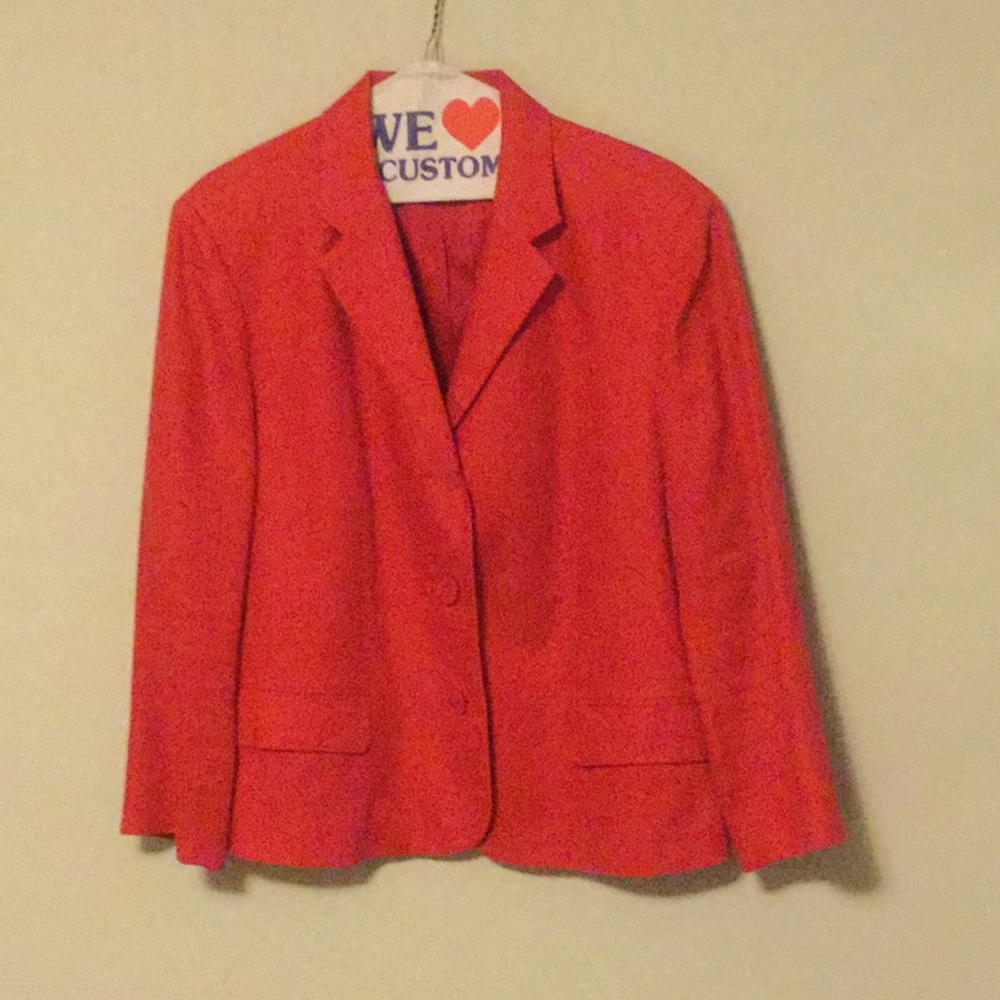 Red Linen suit - Picture 2 of 5